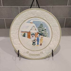 Vernon Ware Metlox Potteries "White Christmas" Songs of Christmas 1978